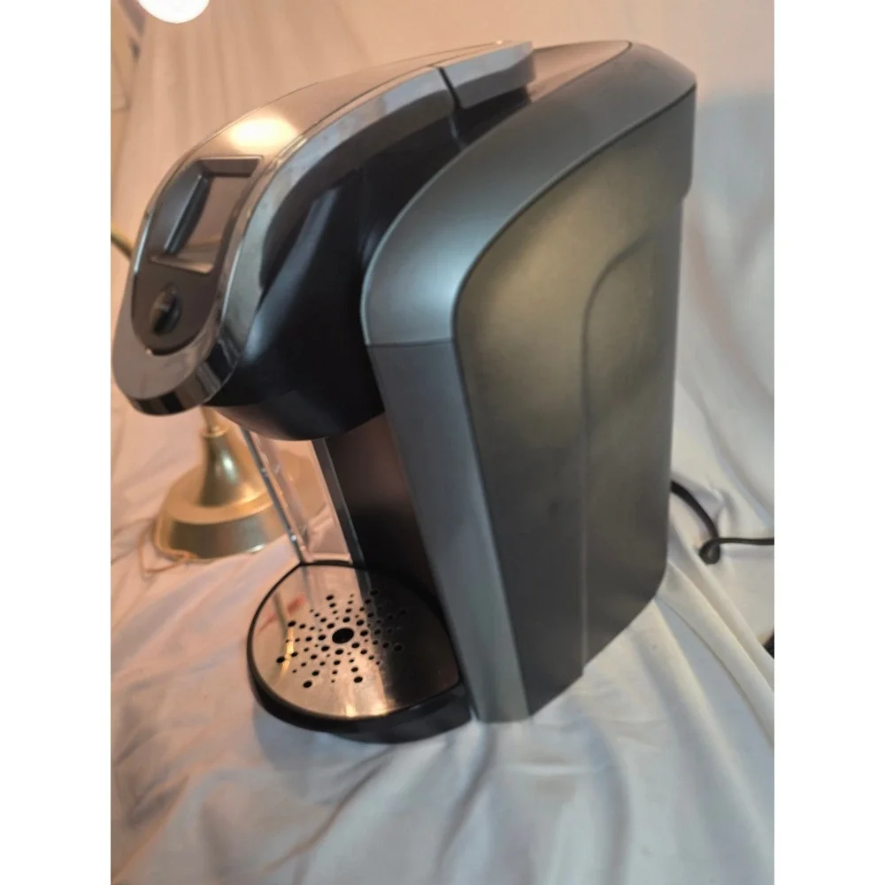 Keurig 2.0 K400 Series Coffee Maker Single Serve Carafe Brewer Charcoal Gray